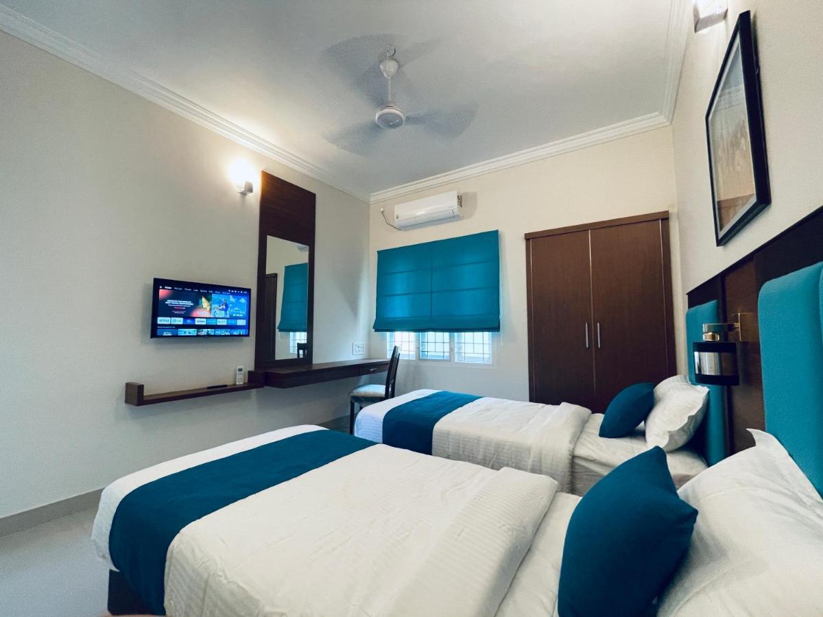 The Oval House, - Approved By Kerala Tourism - Exclusively For Families Villa